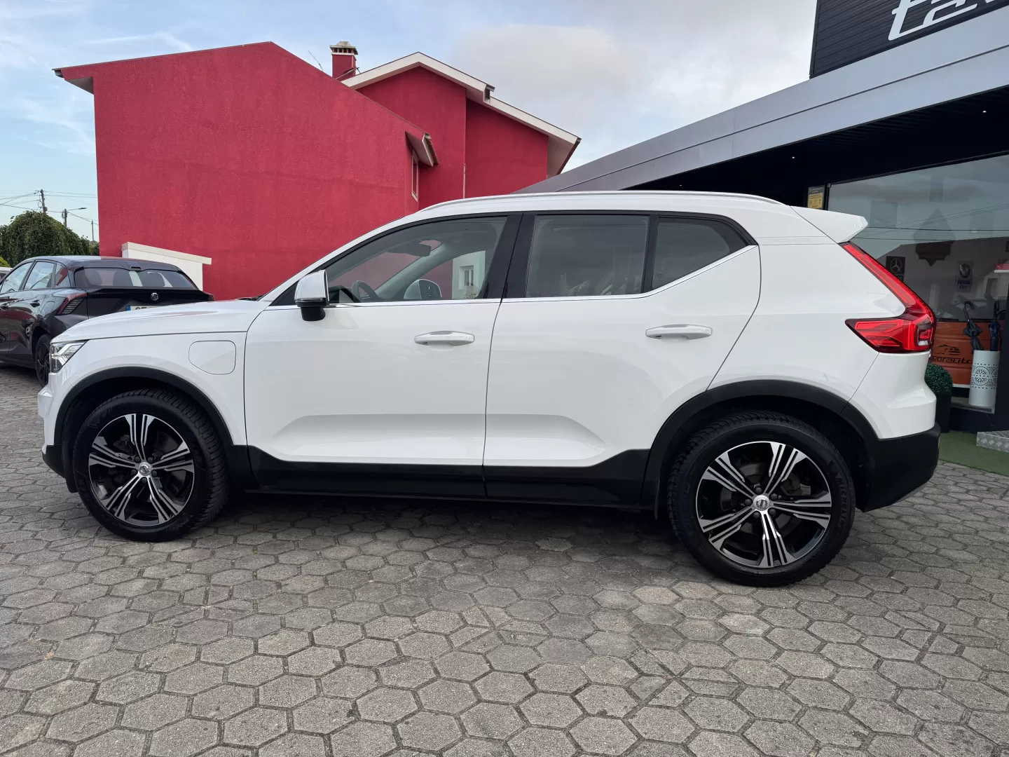 Volvo XC 40 1.5 T4 PHEV Core - foto 4