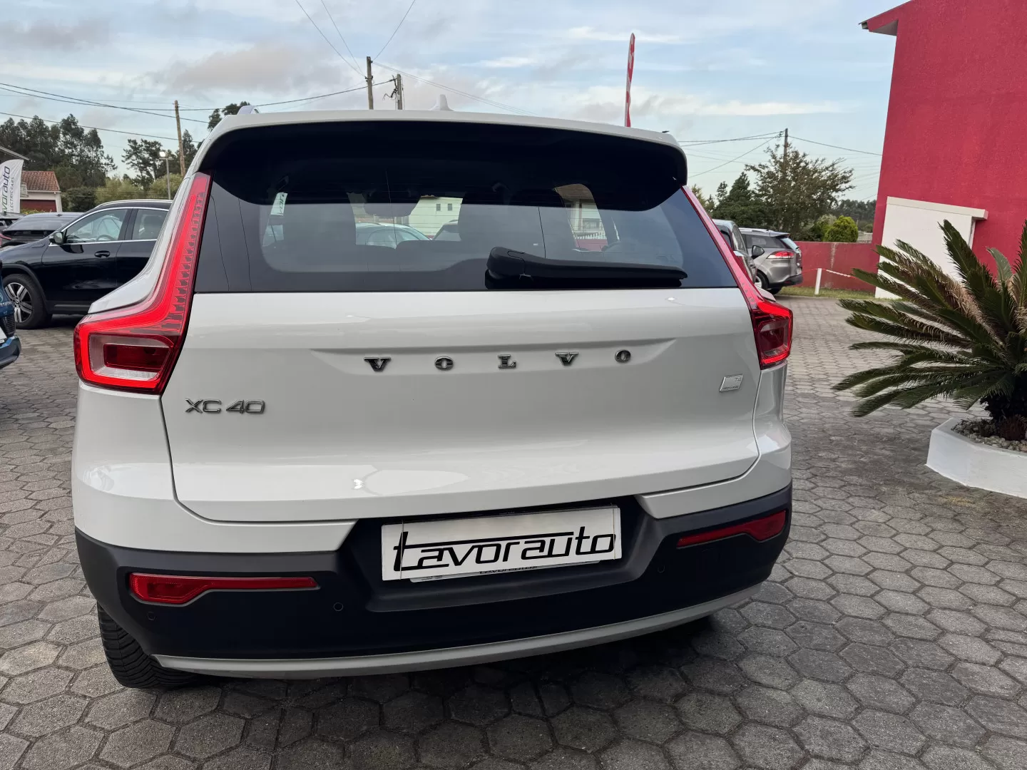 Volvo XC 40 1.5 T4 PHEV Core - foto 8