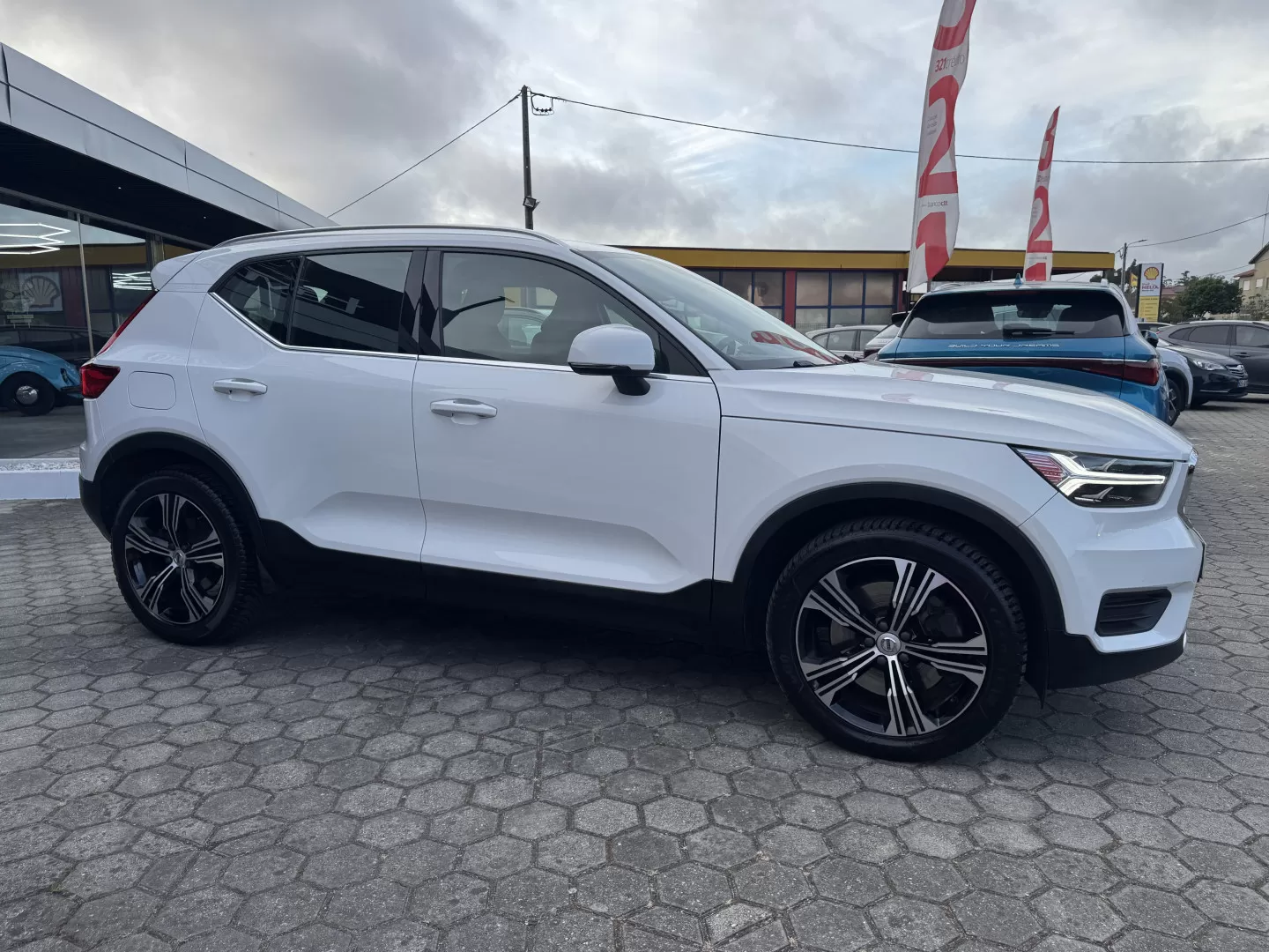 Volvo XC 40 1.5 T4 PHEV Core - foto 5