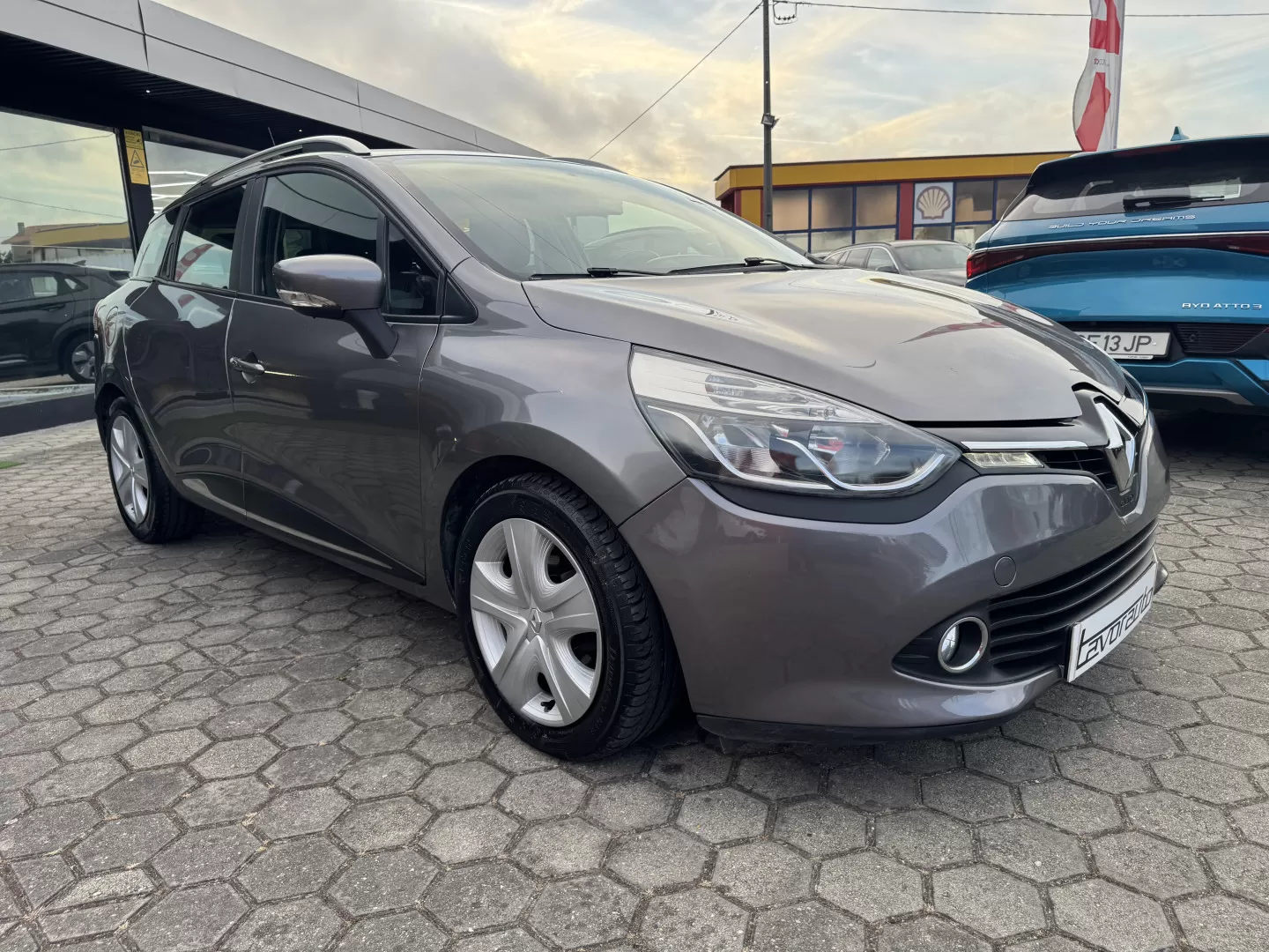 Renault Clio Sport Tourer 1.5 dCi Limited - foto 2
