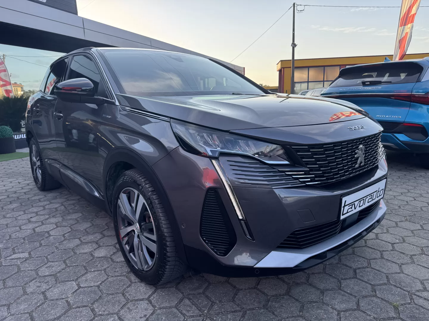 Peugeot 3008 1.6 Hybrid Allure Pack e-EAT8 - foto 2