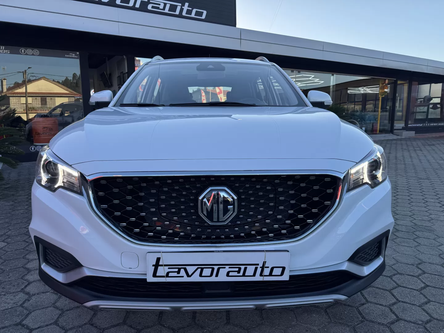 MG ZS EV 44.5 kWh Luxury - foto 3