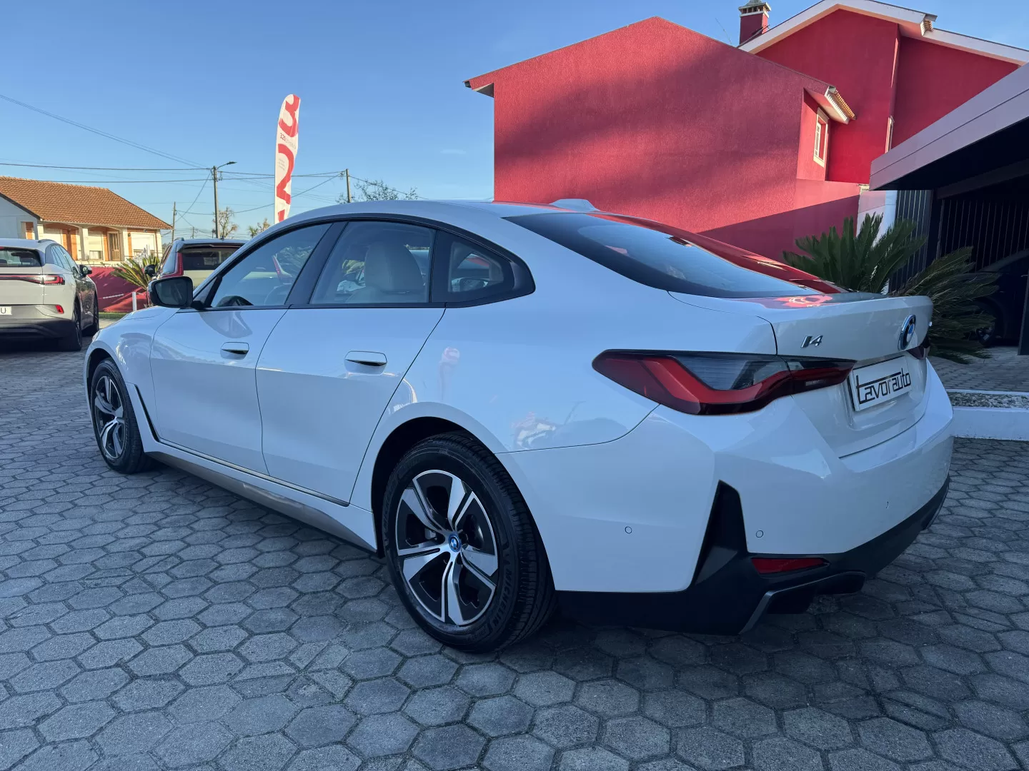 BMW i4 eDrive40 - foto 6