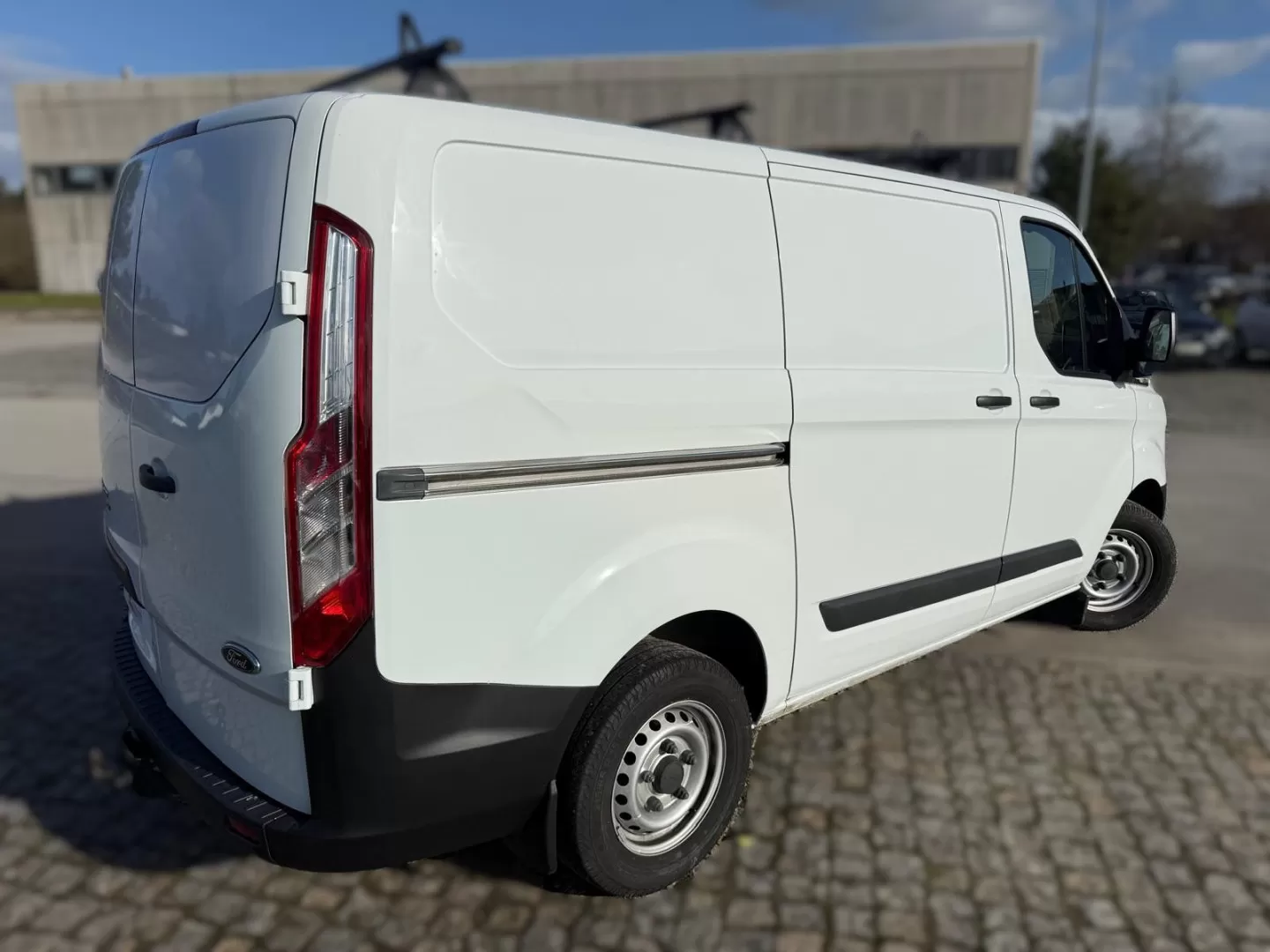 Ford  Transit Custom - foto 8