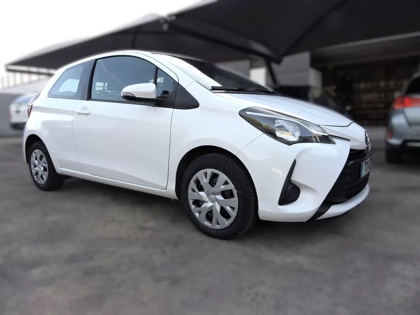 Toyota  Yaris BIzz - foto 3
