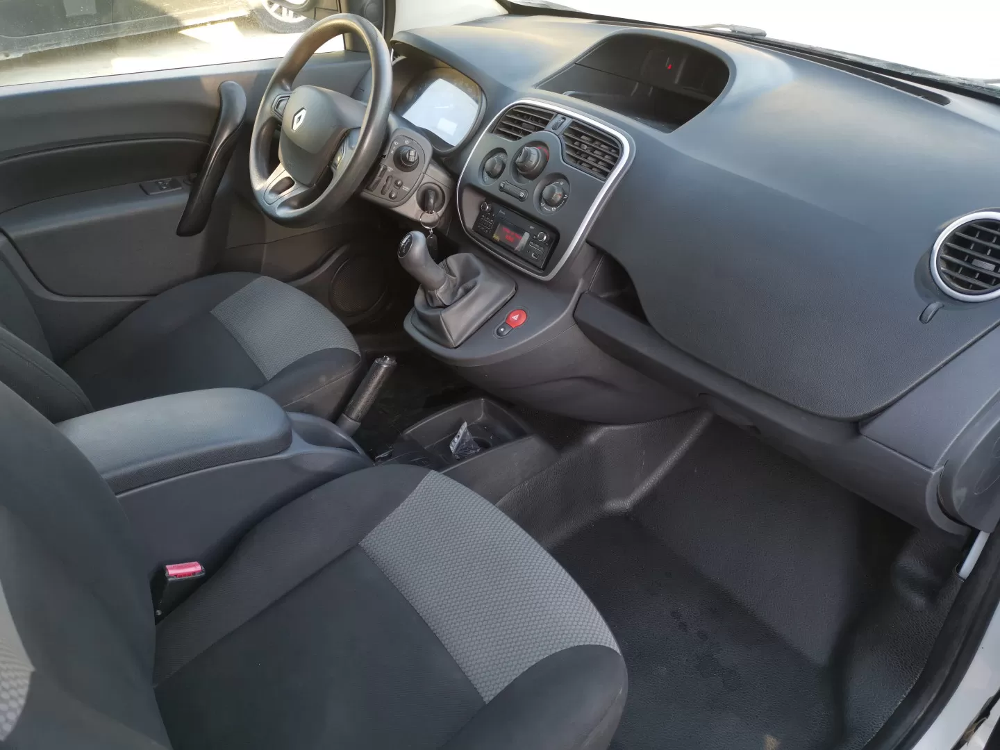 Renault  Kangoo DCI - foto 8