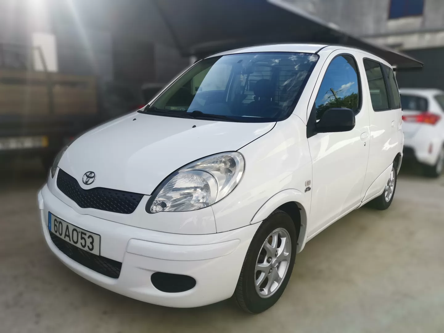 Toyota  yaris verso bizz
