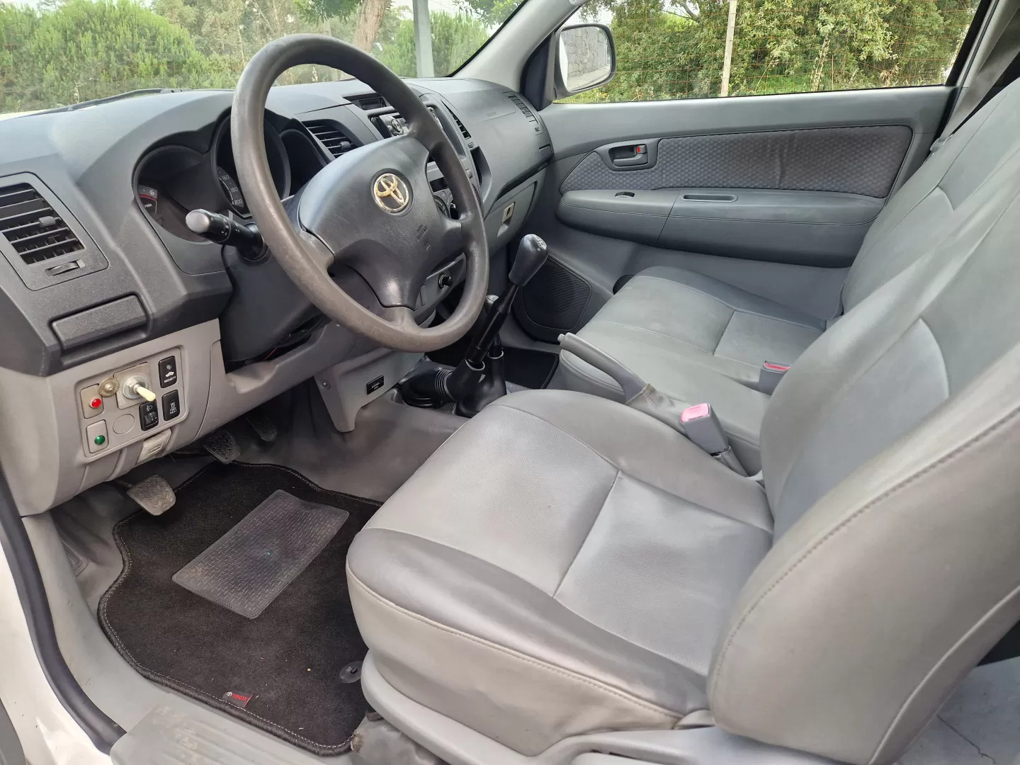Toyota  Hilux 4x4 - foto 3