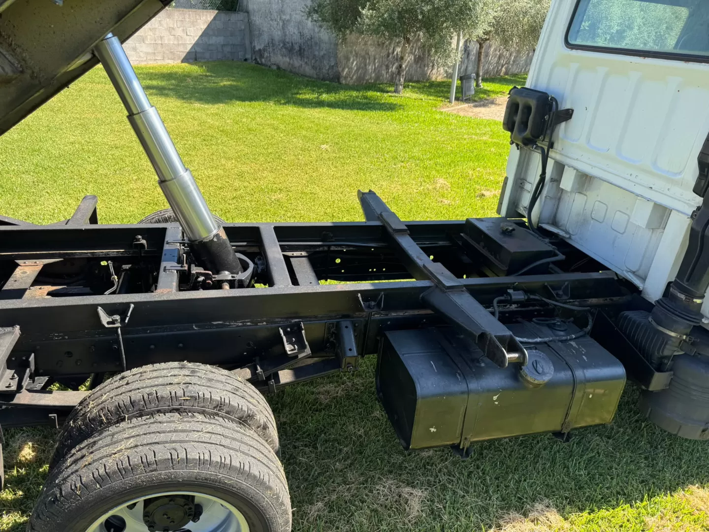 Mitsubishi  CANTER 2.8 TURBO TRIBASCULANTE - foto 5