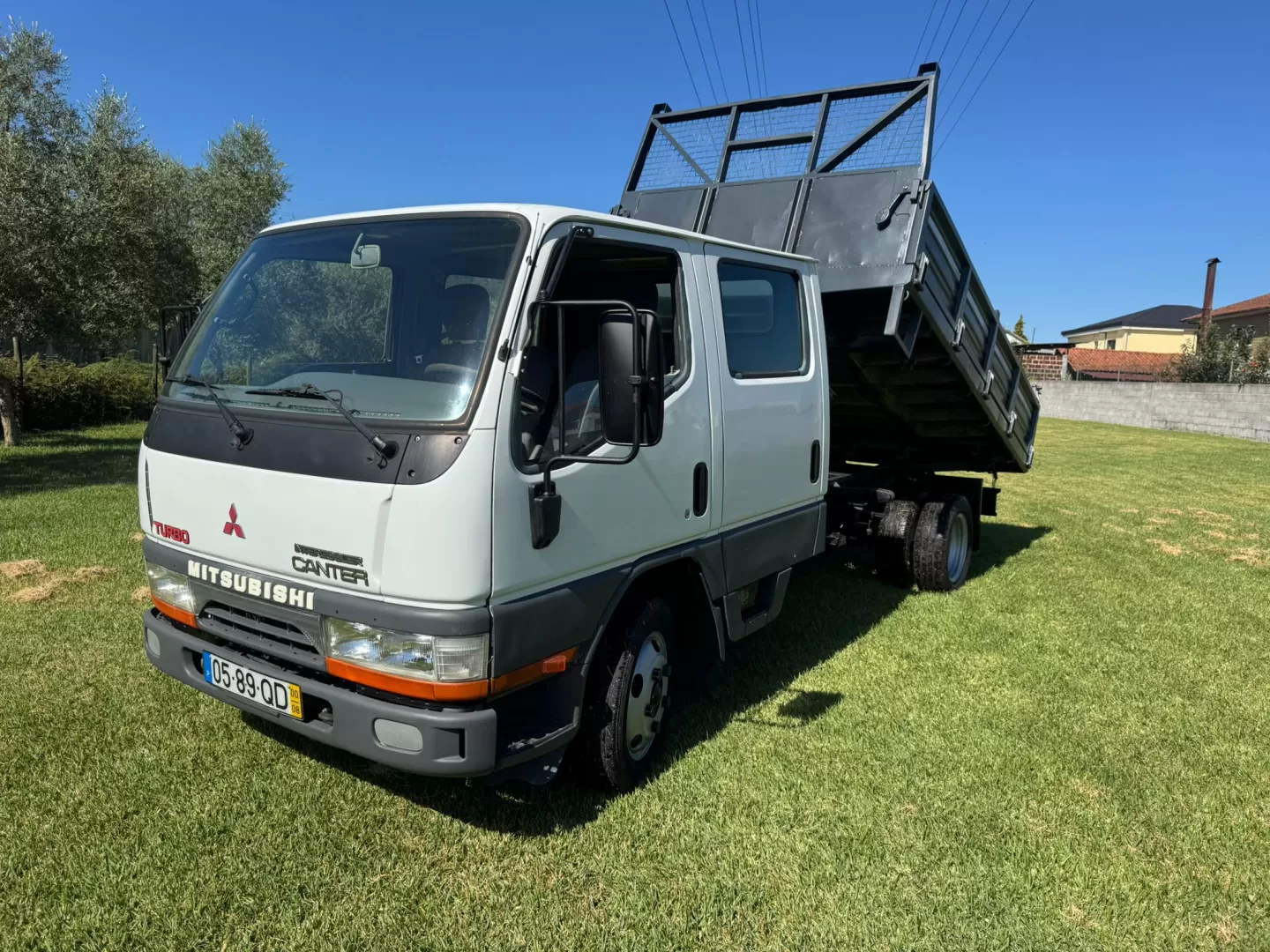 Mitsubishi  CANTER 2.8 TURBO TRIBASCULANTE