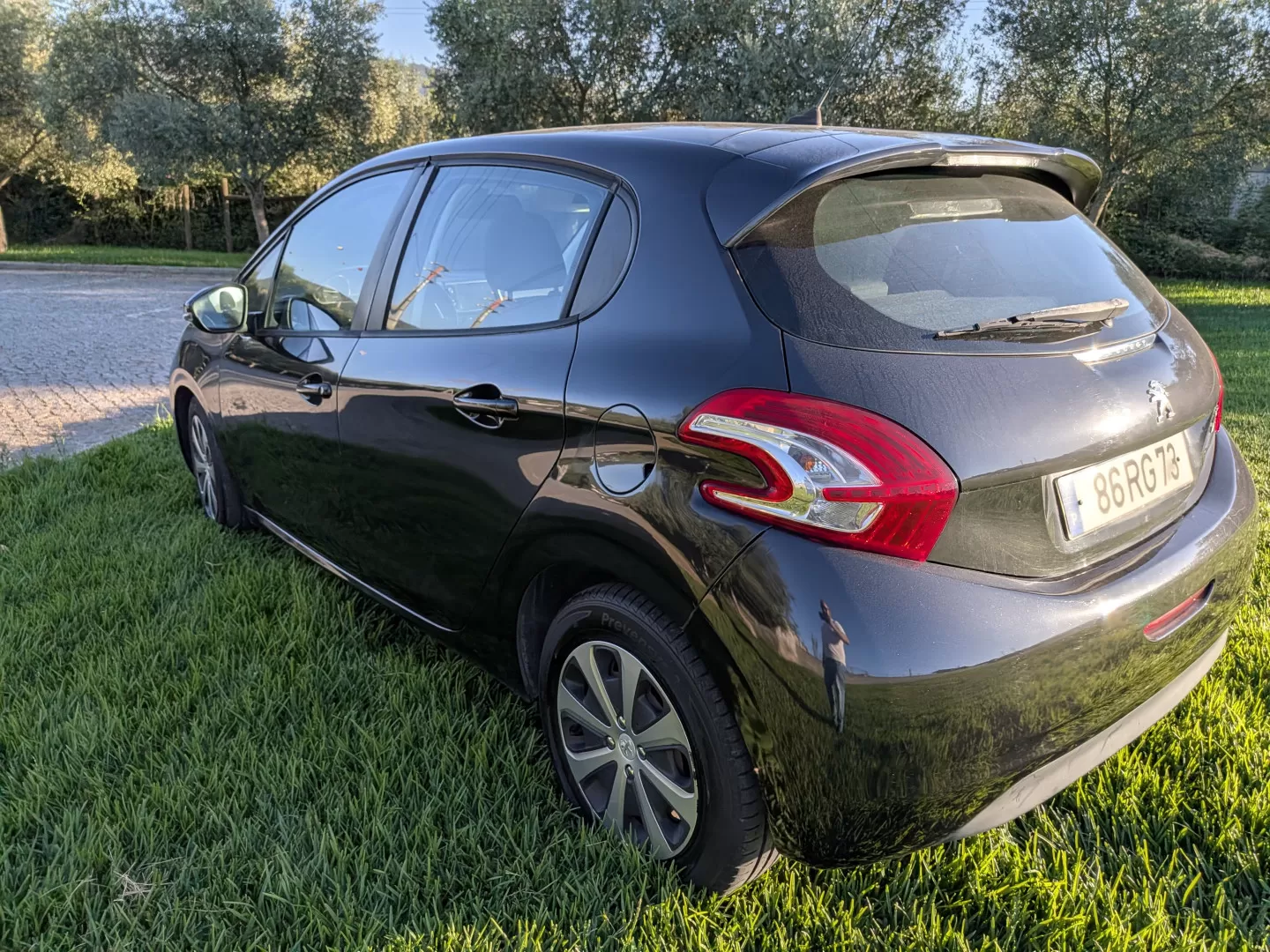 Peugeot 208 1.4 HDi Active - foto 4