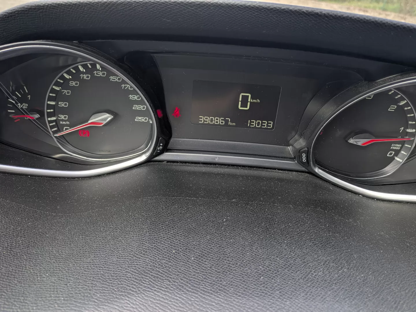 Peugeot 208 1.4 HDi Active - foto 6