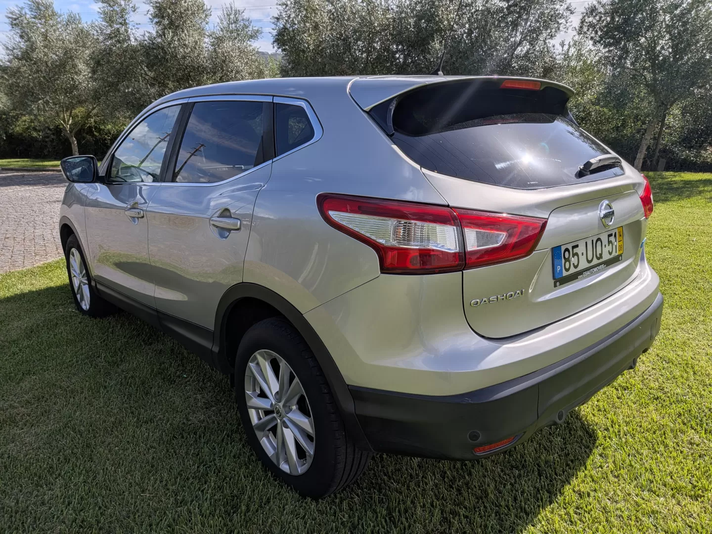 Nissan Qashqai 1.6 dCi N-Connecta Led - foto 5