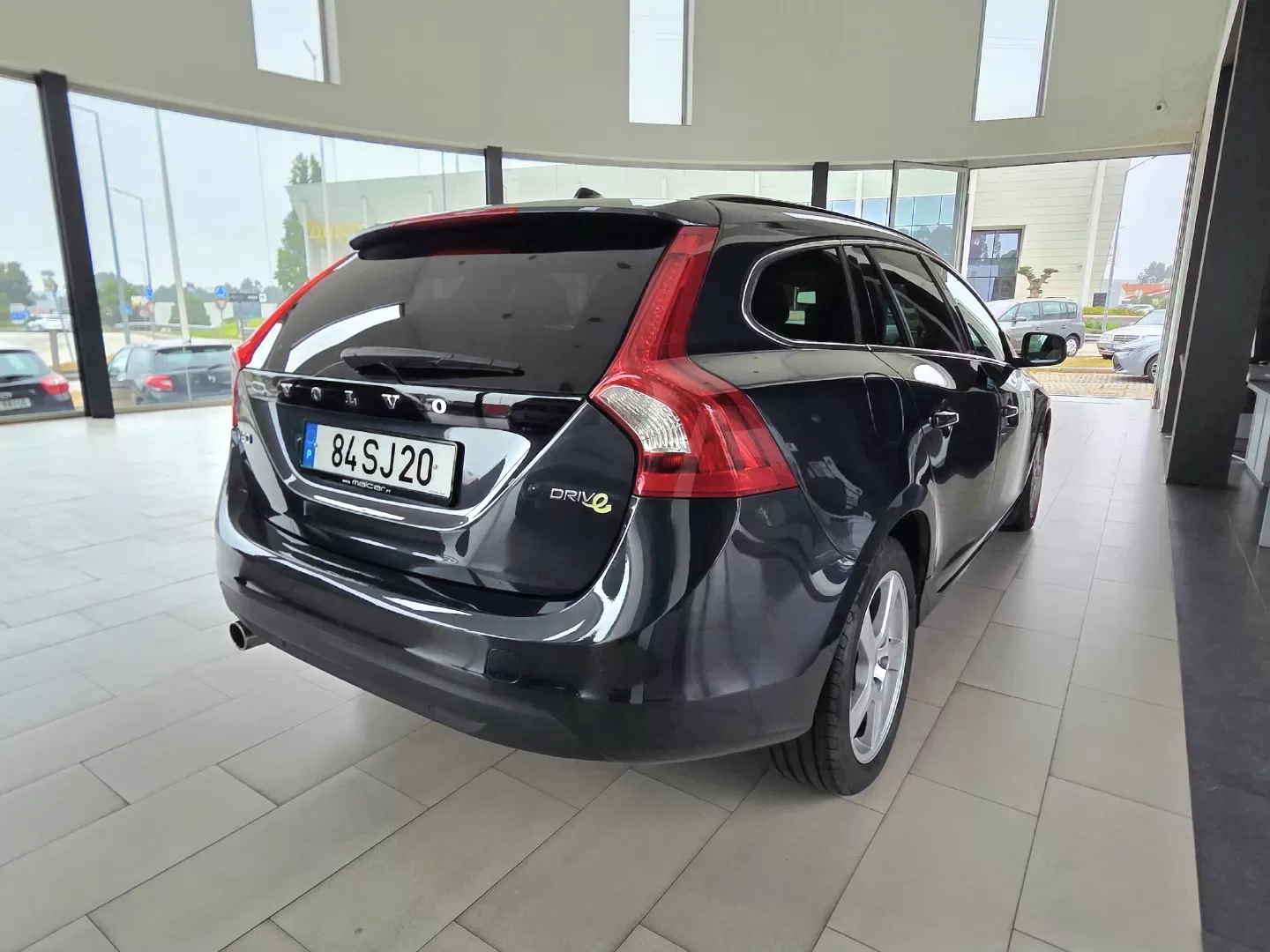 Volvo V60 1.6 D2 Momentum Eco - foto 6