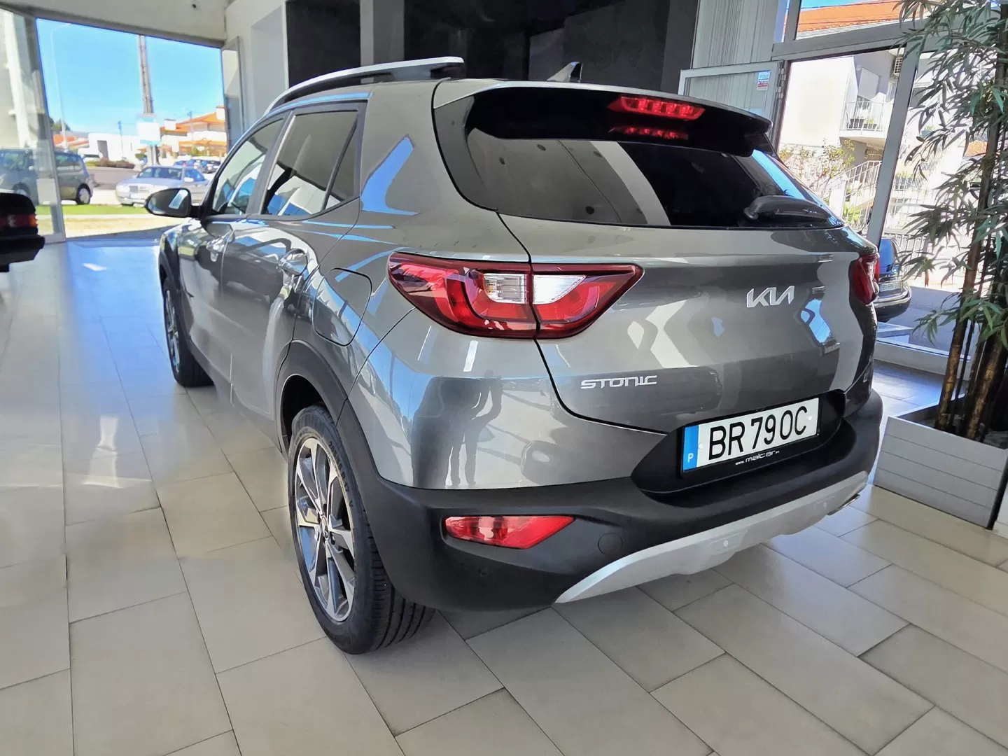 Kia Stonic 1.0 T-GDi Drive - foto 4