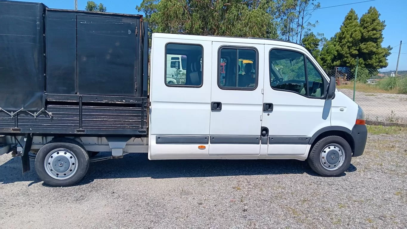Renault  MASTER 2.5 DCI - CAB. TRIPLA - foto 2