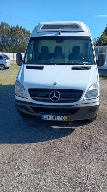 Mercedes-Benz  Sprinter 315 c/isotérmico e frio - foto 3