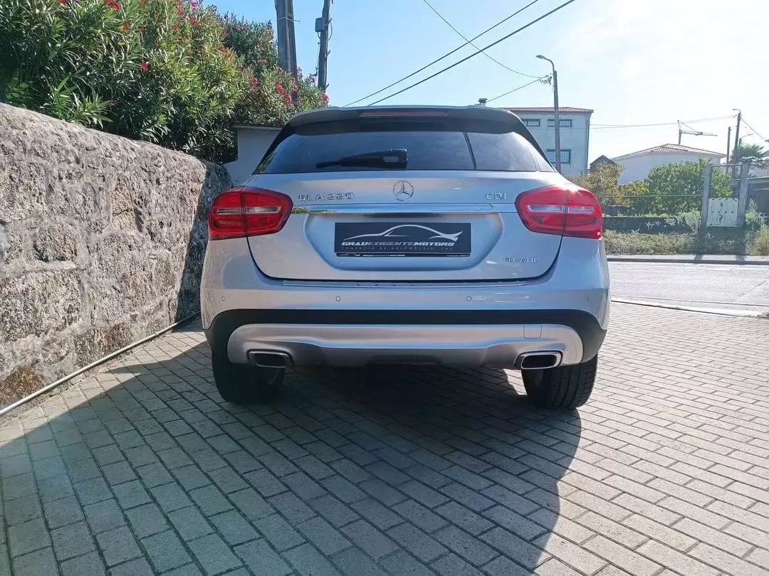 Mercedes-Benz GLA 220 CDi Urban 4-Matic - foto 5