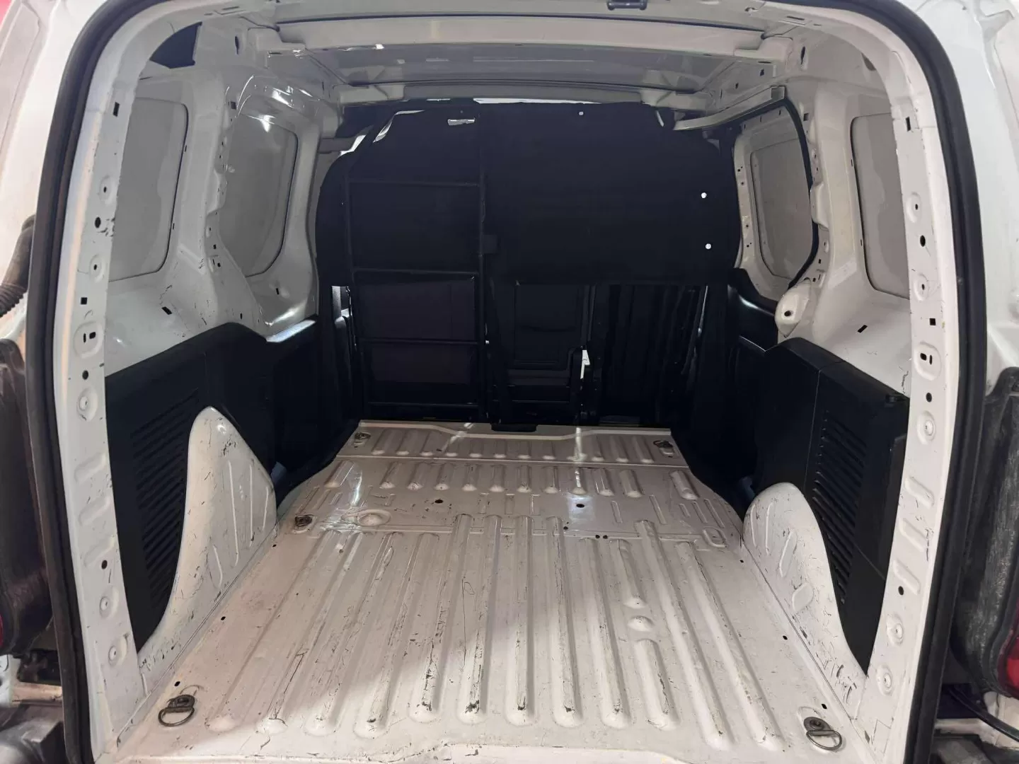 Citroën  BERLINGO 3 LUG - foto 8