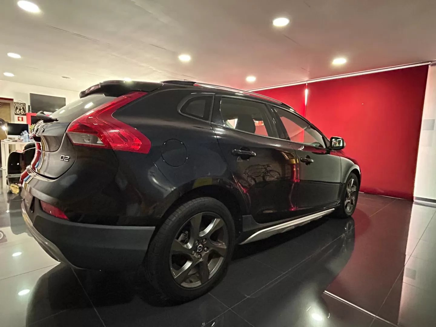 Volvo V40 Cross Country 1.6 D2 Kinetic - foto 6