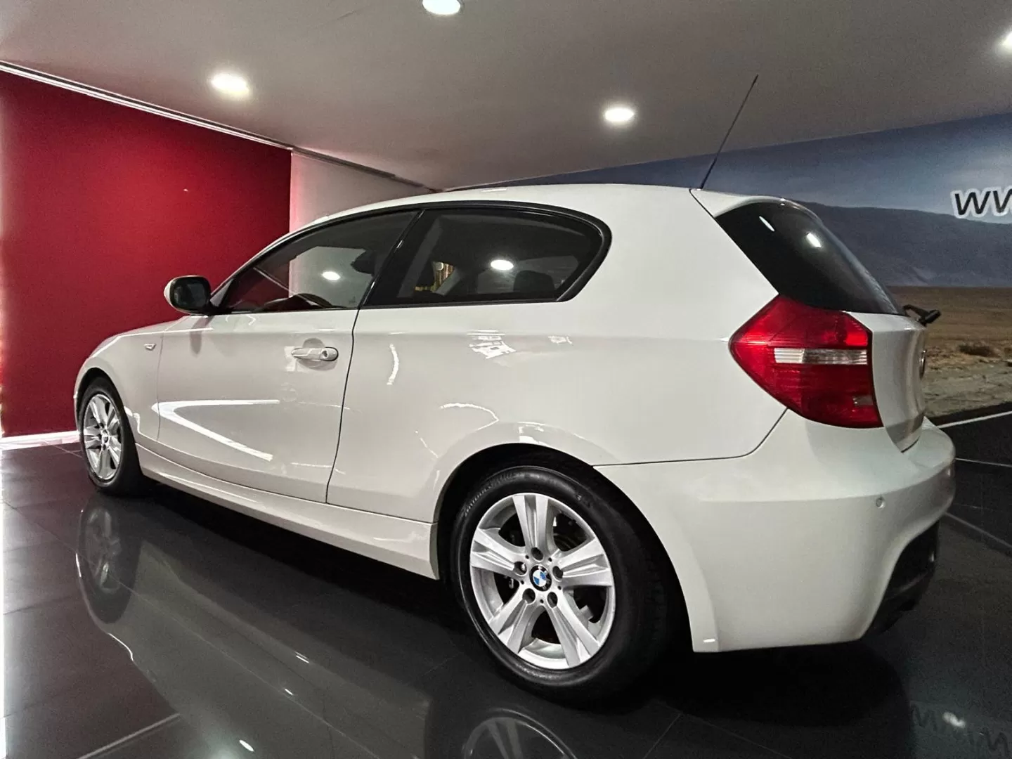 BMW 118 d Pack M - foto 4