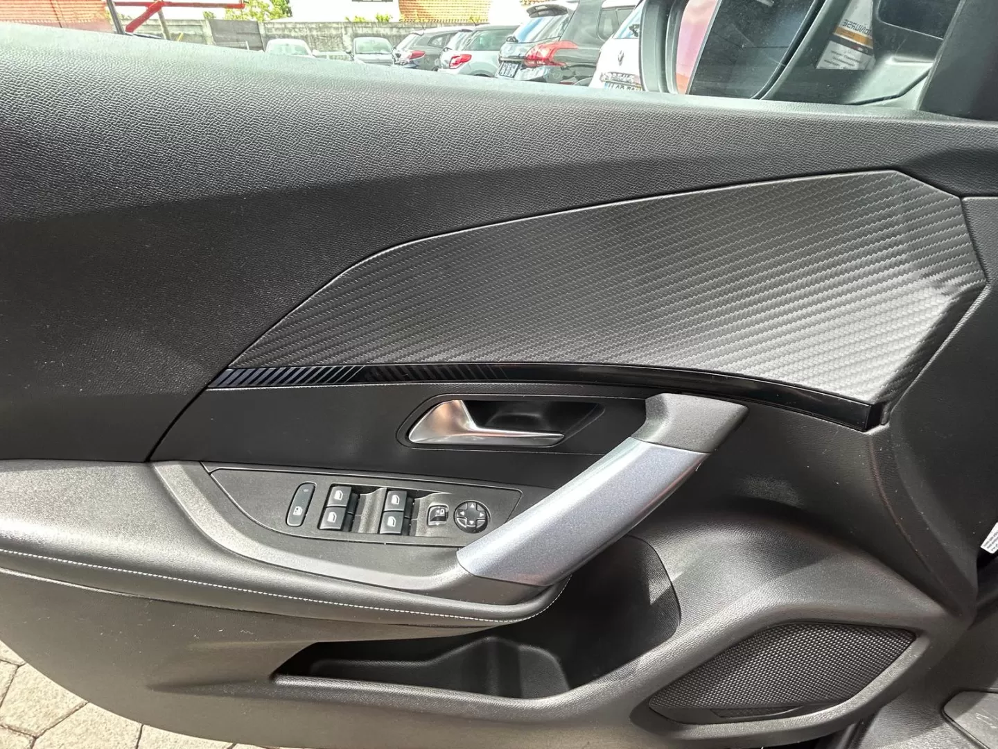 Peugeot 2008 1.5 BlueHDi Allure - foto 8