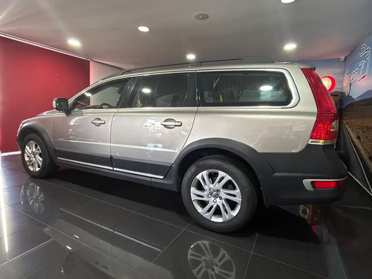 Volvo XC 70 2.0 D4 Momentum - foto 4