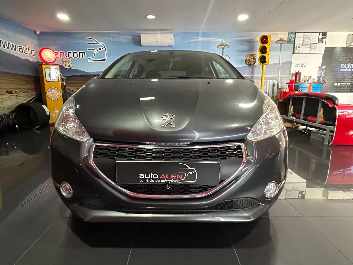 Peugeot 208 1.4 HDi Active - foto 2