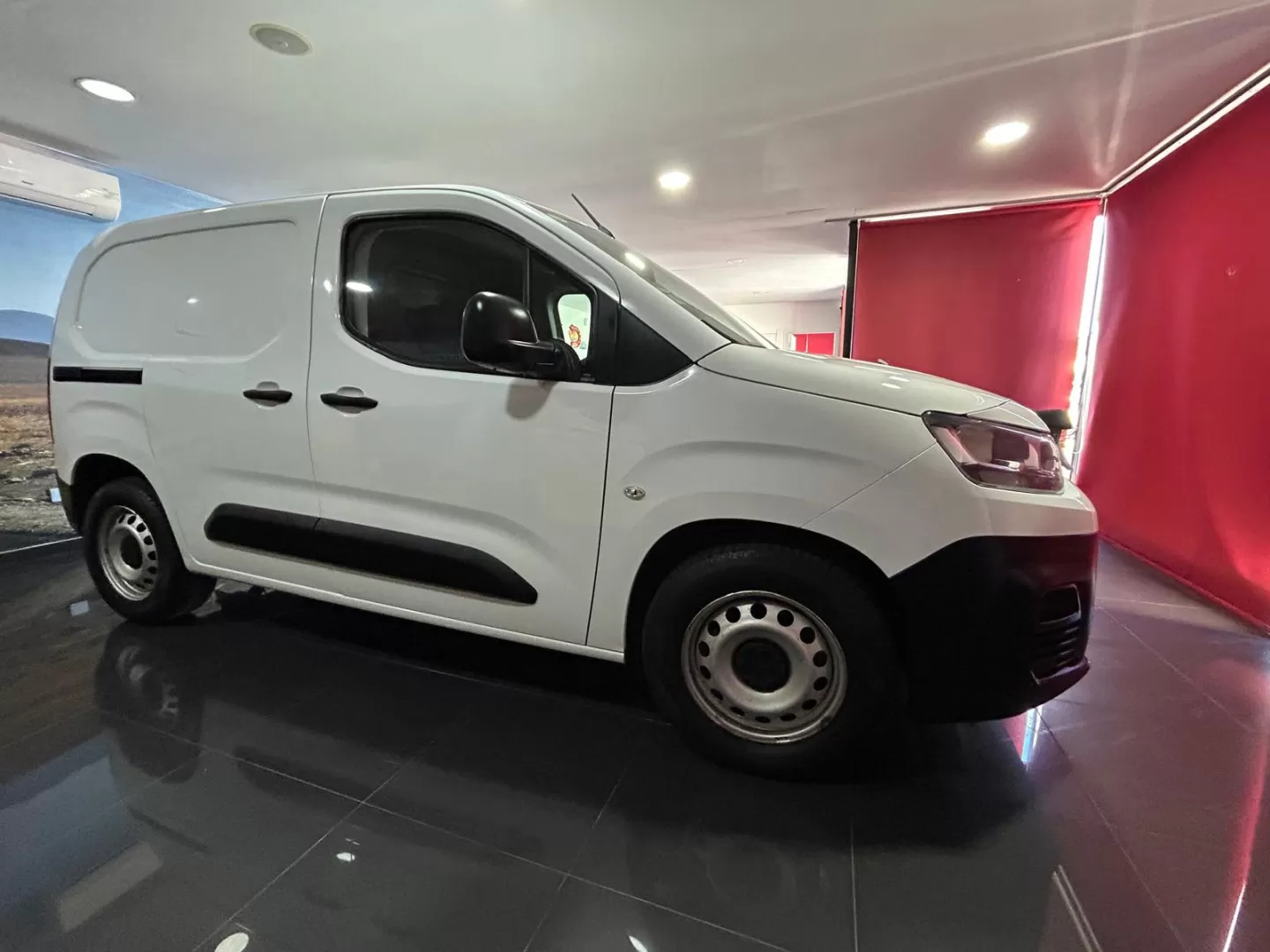 Citroën  BERLINGO 3 LUG - foto 6