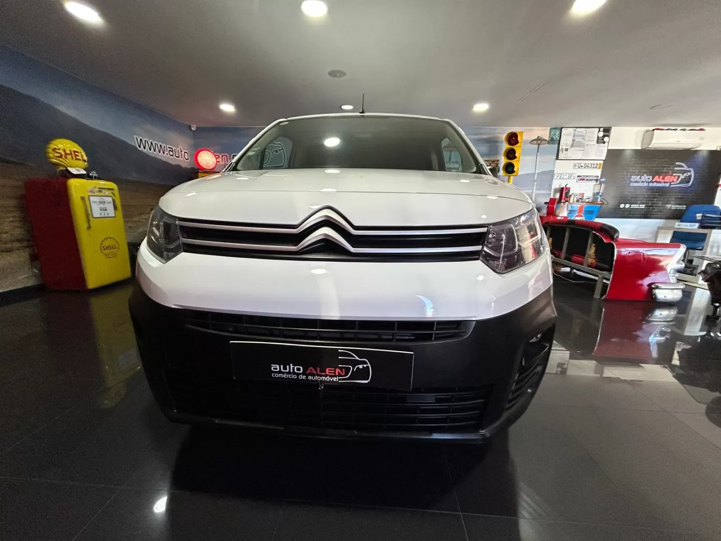 Citroën  BERLINGO 3 LUG - foto 2