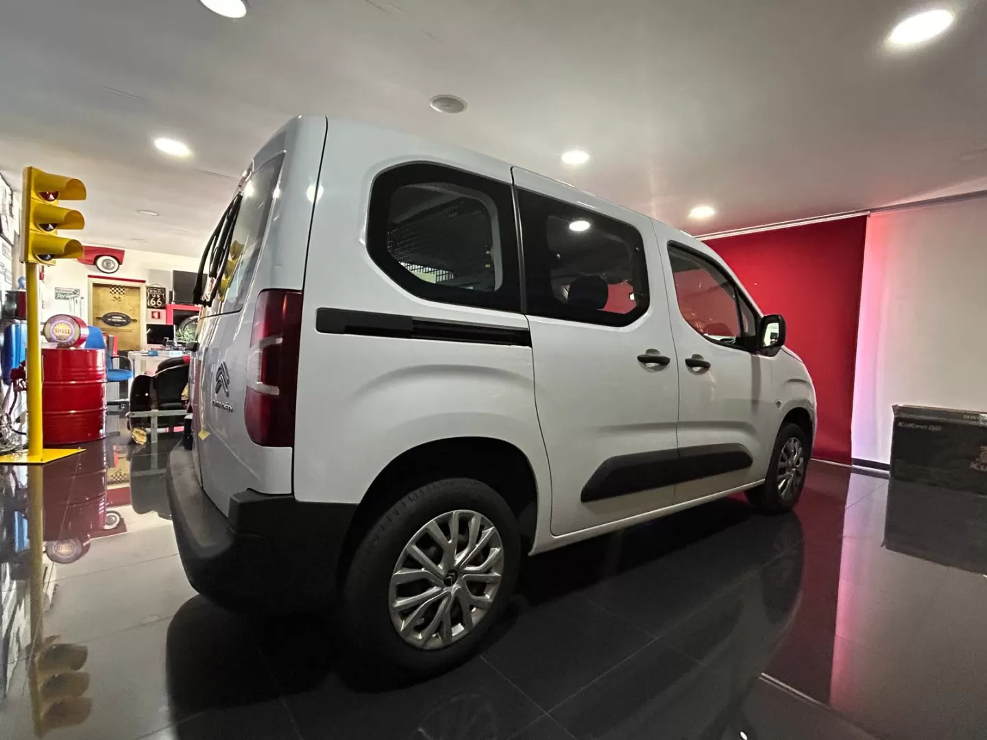 Citroën Berlingo 1.5 BlueiHDi M Live 5 LUG - foto 4