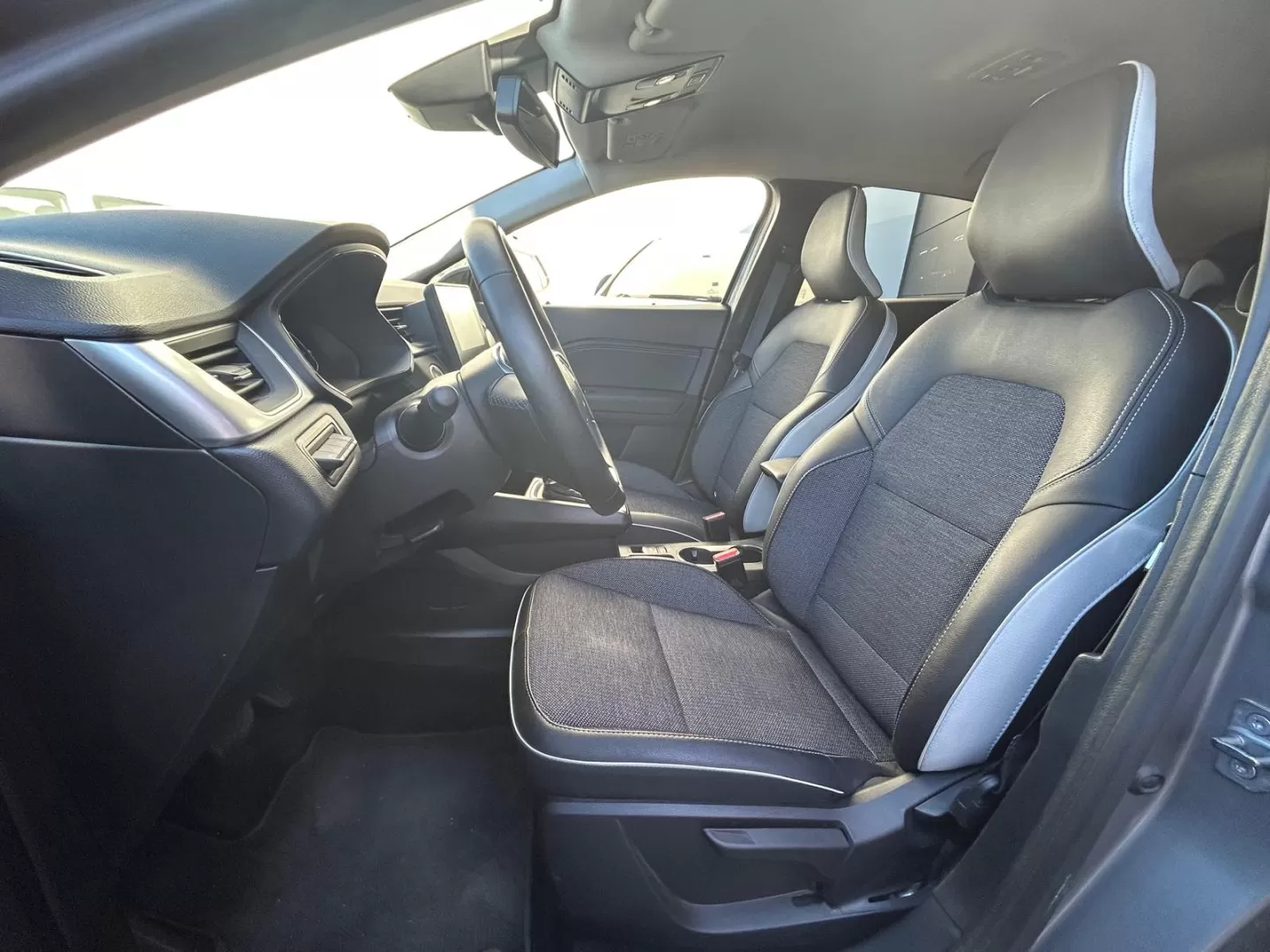 Renault Captur 1.6 E-Tech Full Hybrid Evolution - foto 8