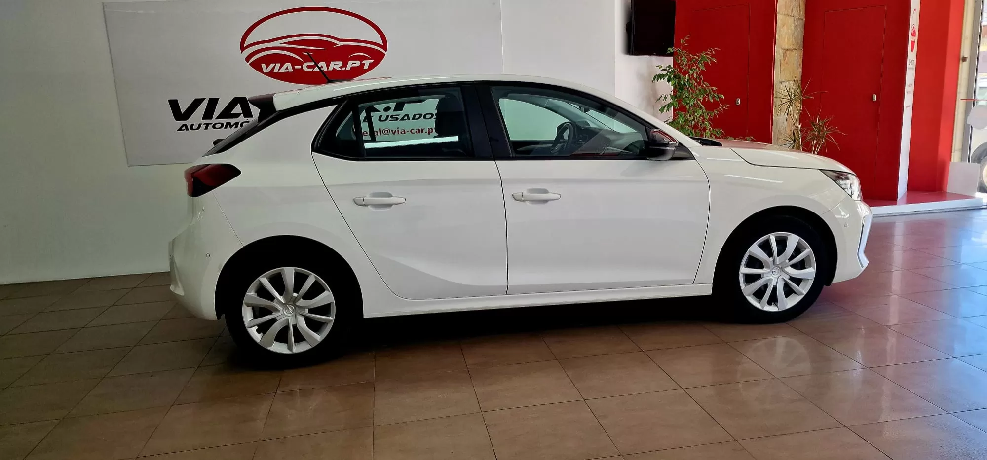 Opel Corsa 1.2 - foto 2