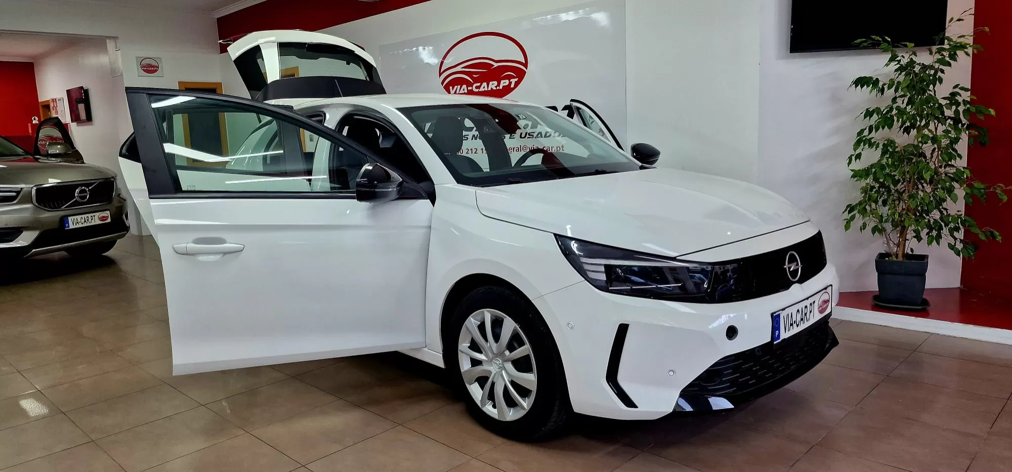 Opel Corsa 1.2 - foto 4