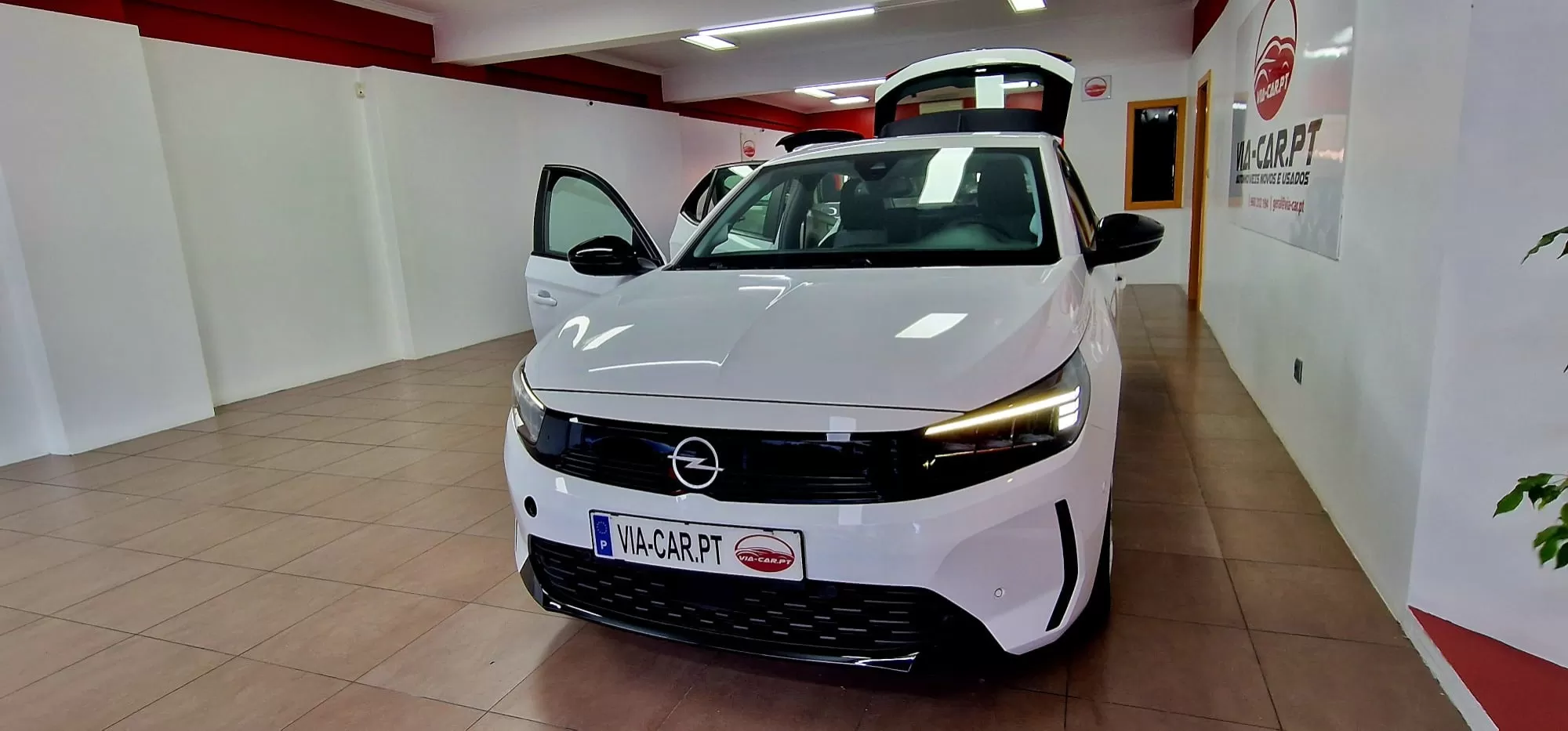 Opel Corsa 1.2 - foto 8