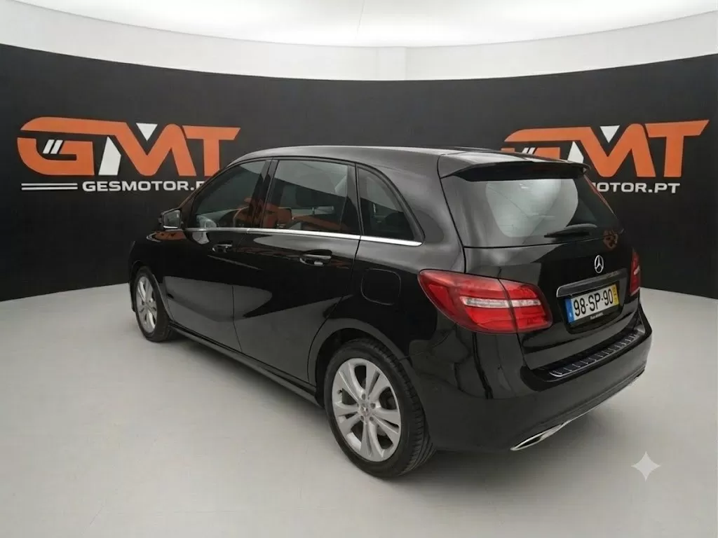 Mercedes-Benz B 180 d Urban - foto 5