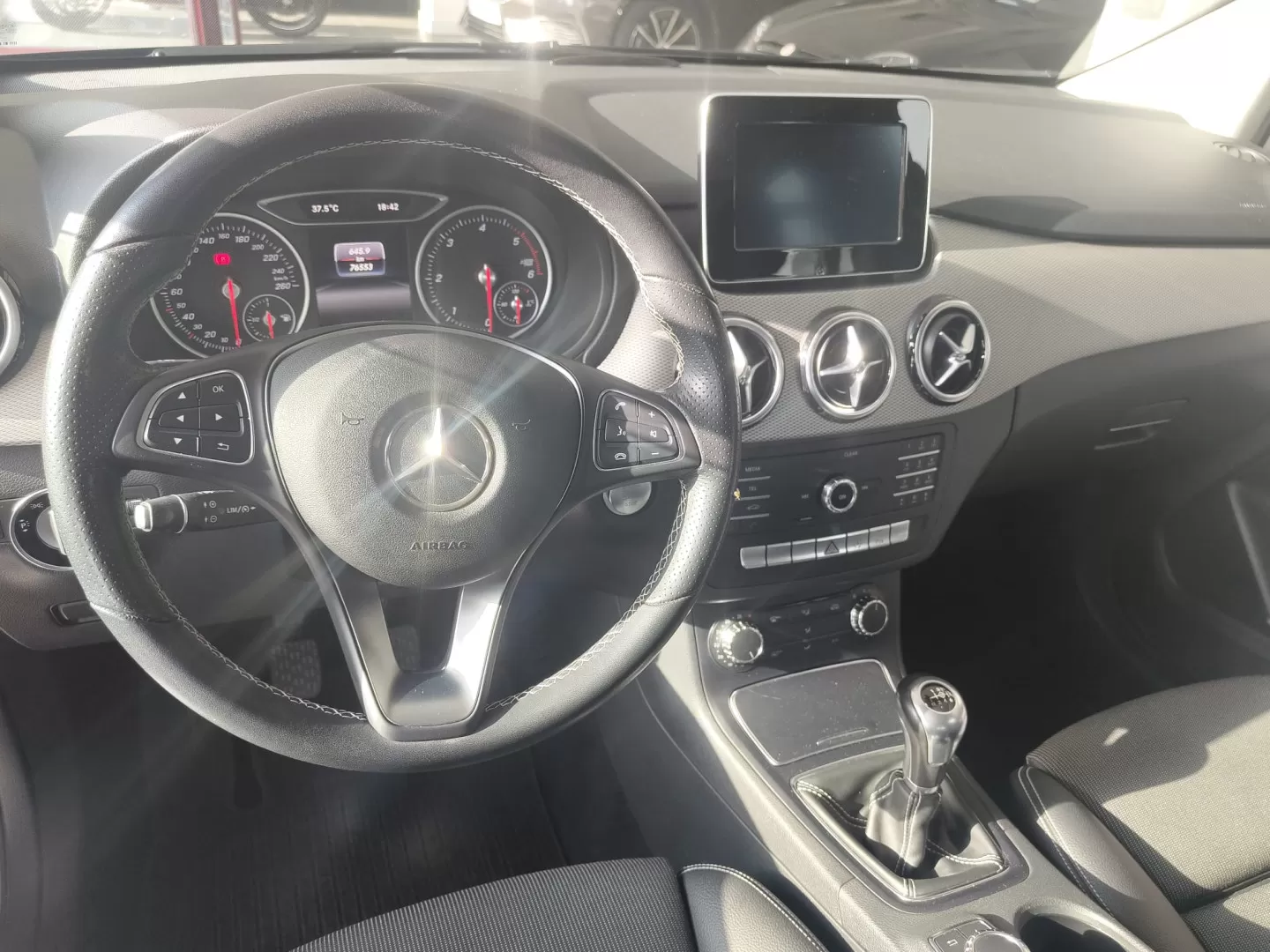 Mercedes-Benz B 180 d Urban - foto 7