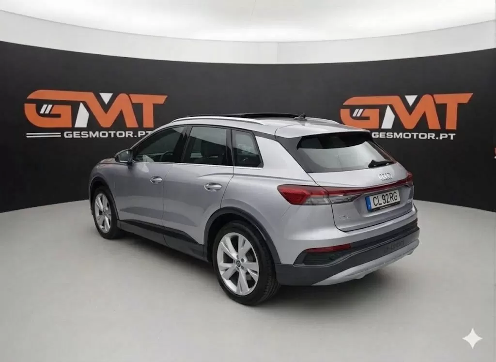 Audi Q4 e-tron 45 82KW S-LINE - foto 4