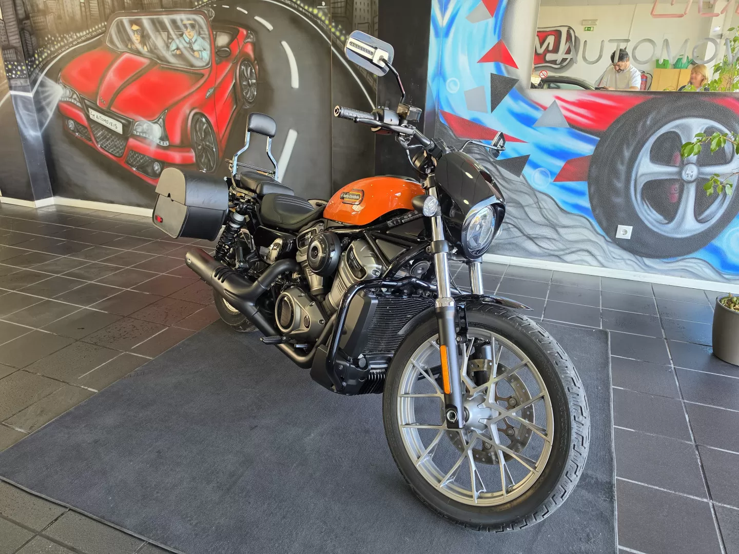 Harley-Davidson Sportster NIGHSTER SPECIAL 975 - foto 2
