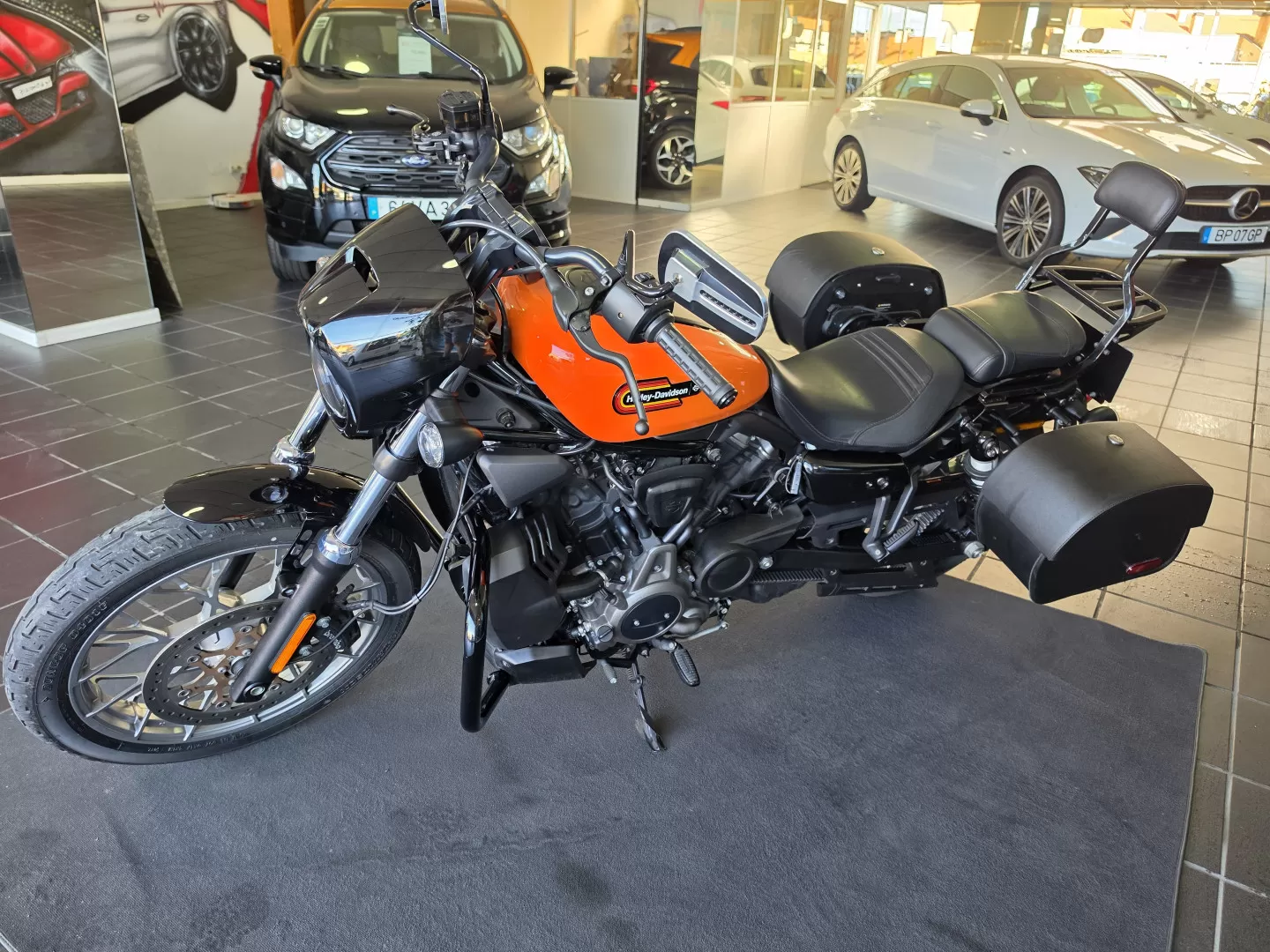 Harley-Davidson Sportster NIGHSTER SPECIAL 975 - foto 4