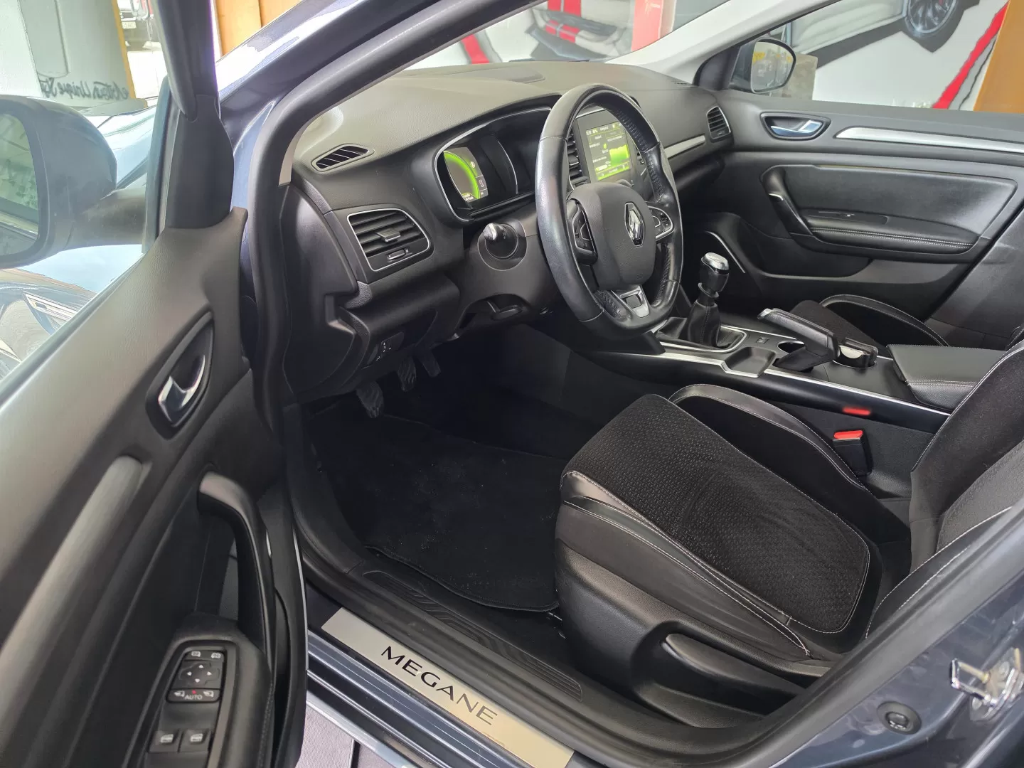 Renault Mégane Sport Tourer 1.5 dCI Intense S/S - foto 6
