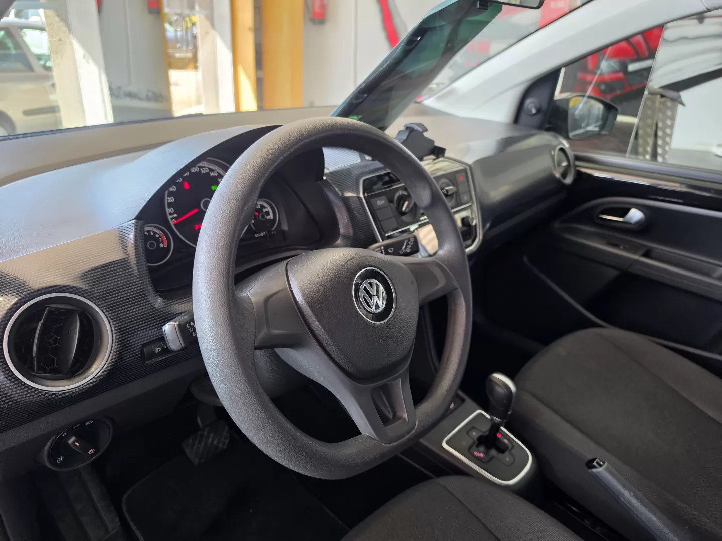 VW UP! 1.0 BlueMotion Move Auto - foto 5