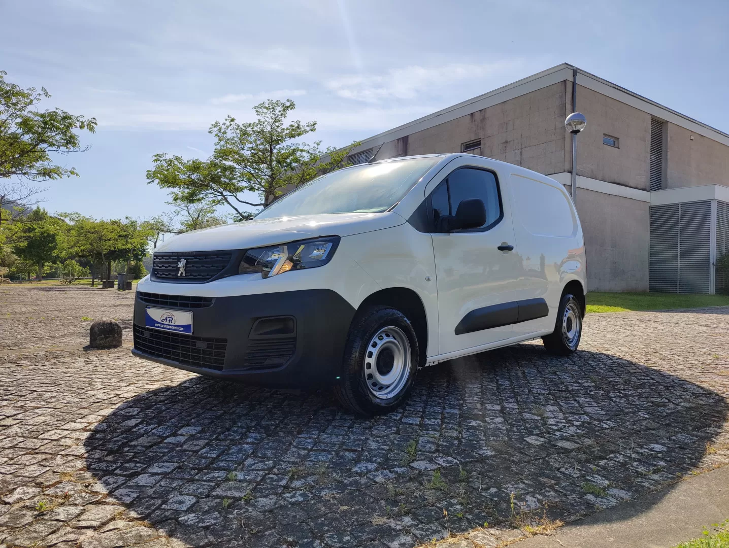 Peugeot  Partner 1.5 BlueHDi Pro Standard - foto 3