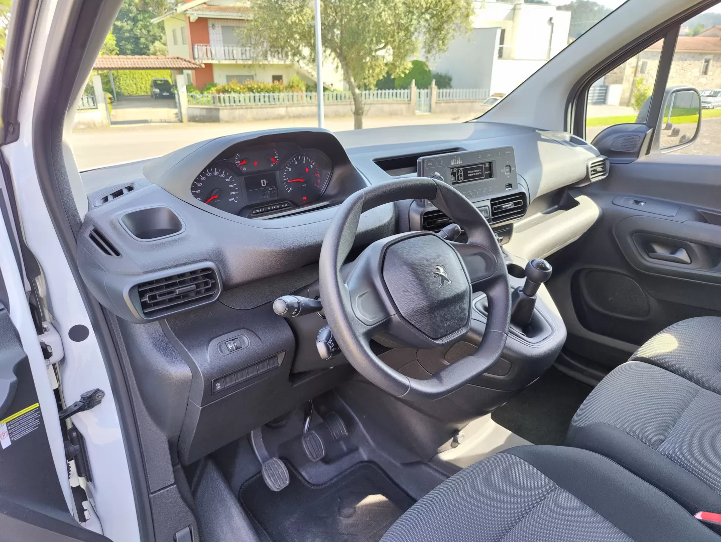 Peugeot  Partner 1.5 BlueHDi Pro Standard - foto 7