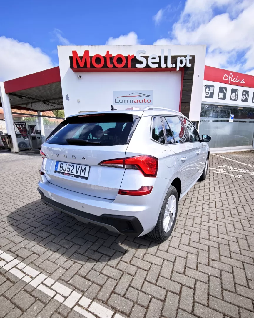 Skoda Kamiq 1.0 TSI Selection DSG - foto 2