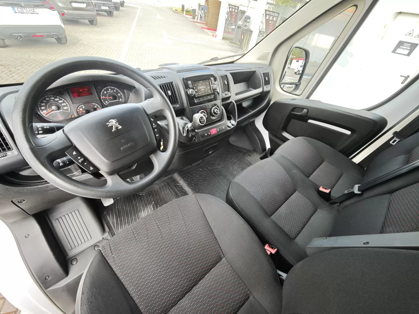 Peugeot  BOXER 2.2 HDI 330 ASPHALT 3L - foto 4