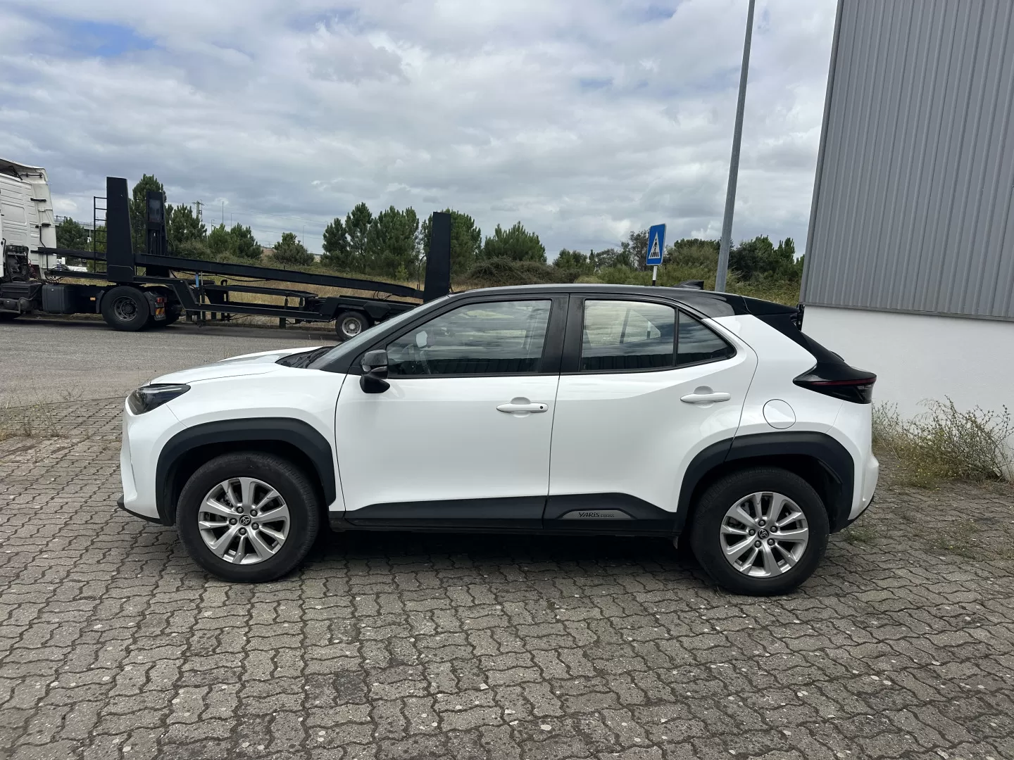 Toyota Yaris Cross 1.5 HDF Comfort Plus - foto 7