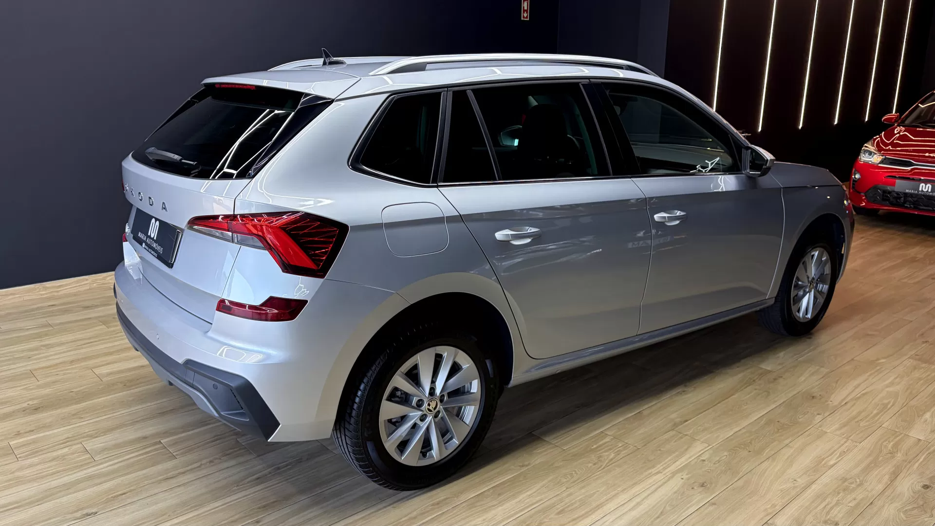 Skoda Kamiq 1.0 TSI Selection DSG - foto 7