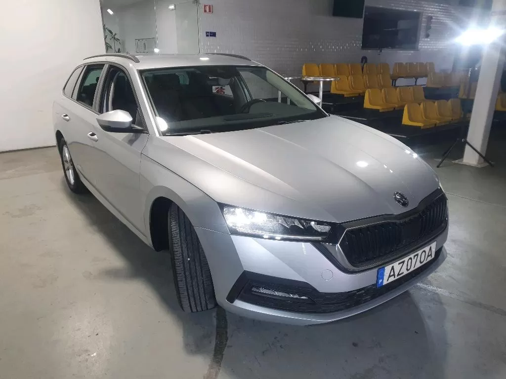 Skoda Octavia Break 2.0 TDI Style - foto 4