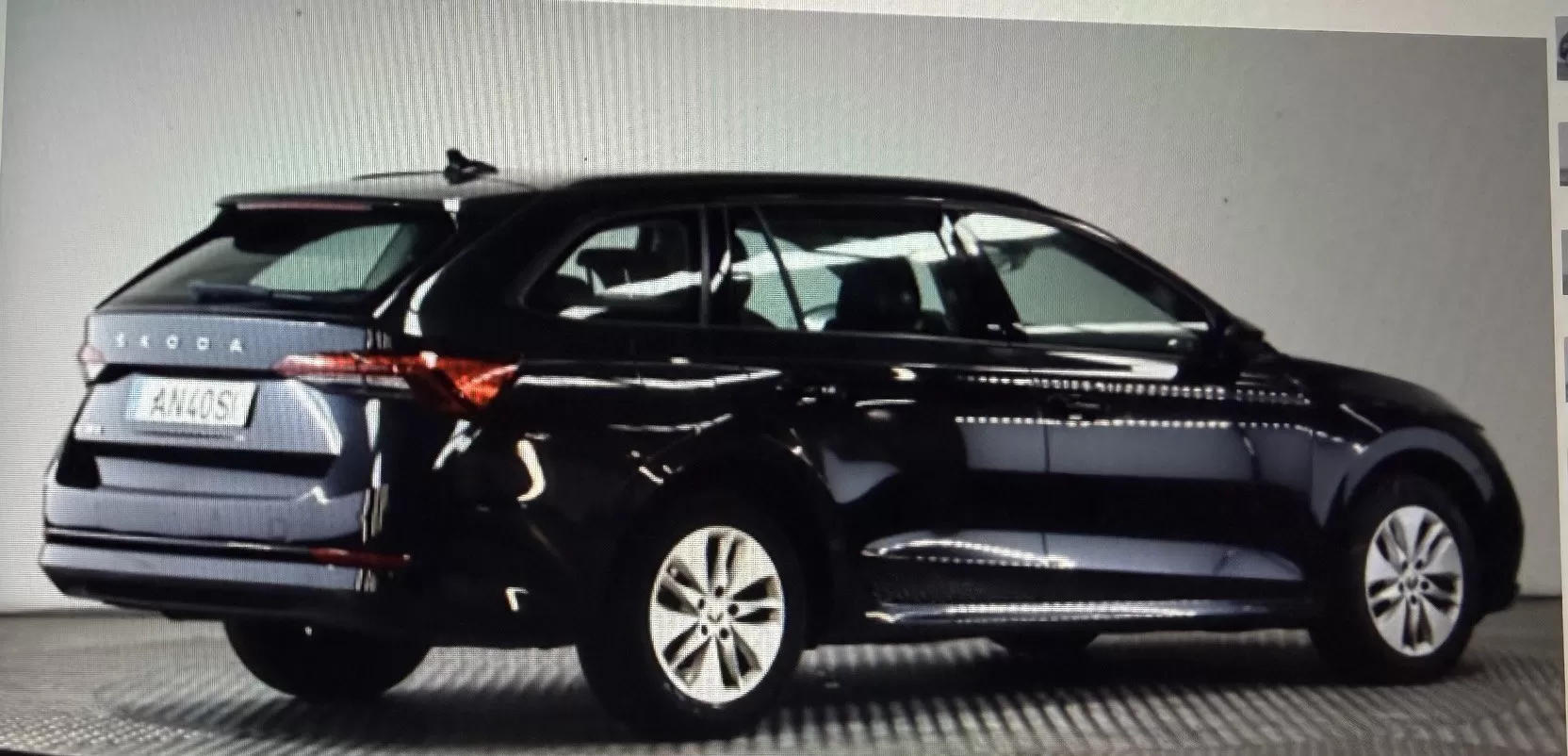 Skoda Octavia Break 2.0 TDI Sportline DSG - foto 3